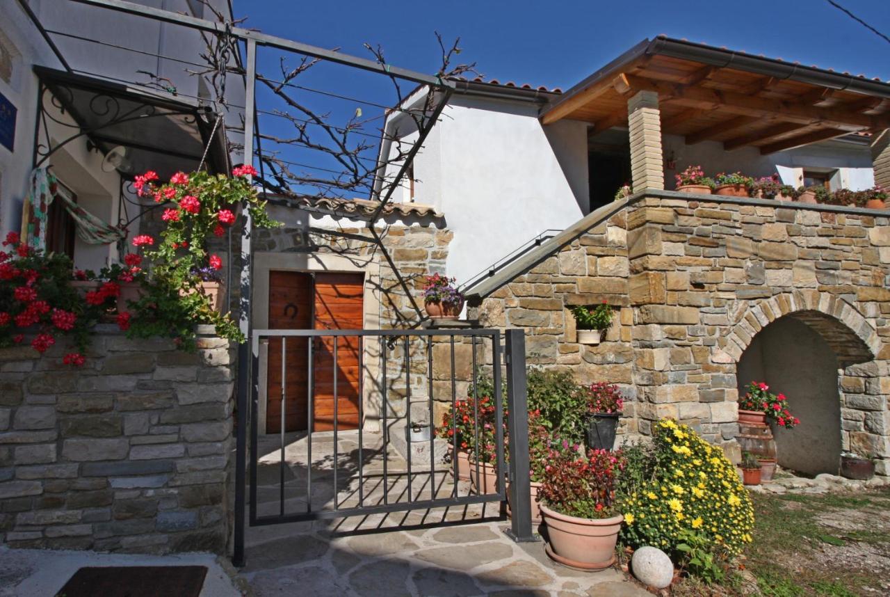 Holiday Home Lori Paz ภายนอก รูปภาพ
