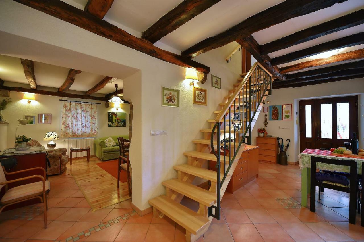 Holiday Home Lori Paz ภายนอก รูปภาพ
