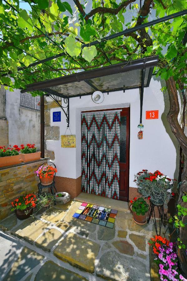 Holiday Home Lori Paz ภายนอก รูปภาพ