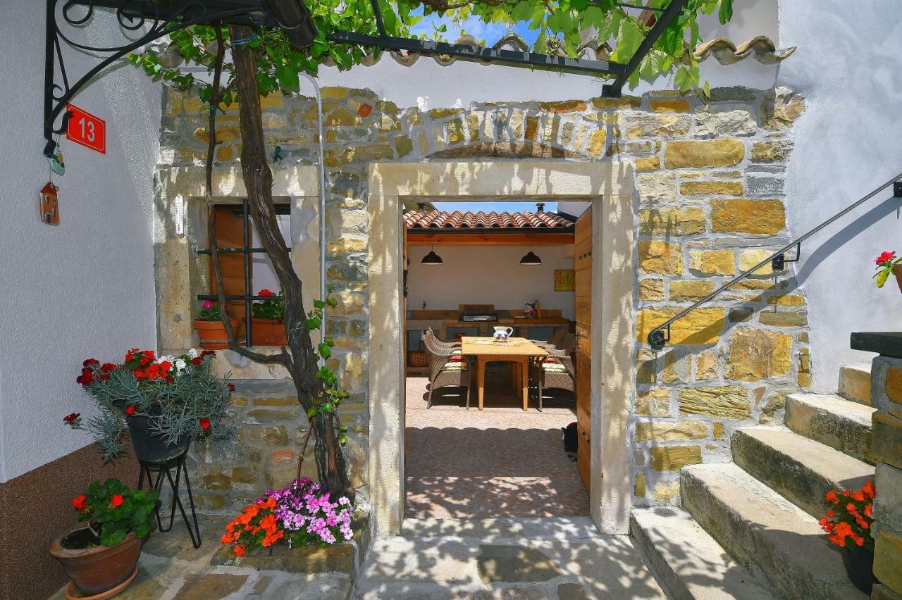 Holiday Home Lori Paz ภายนอก รูปภาพ