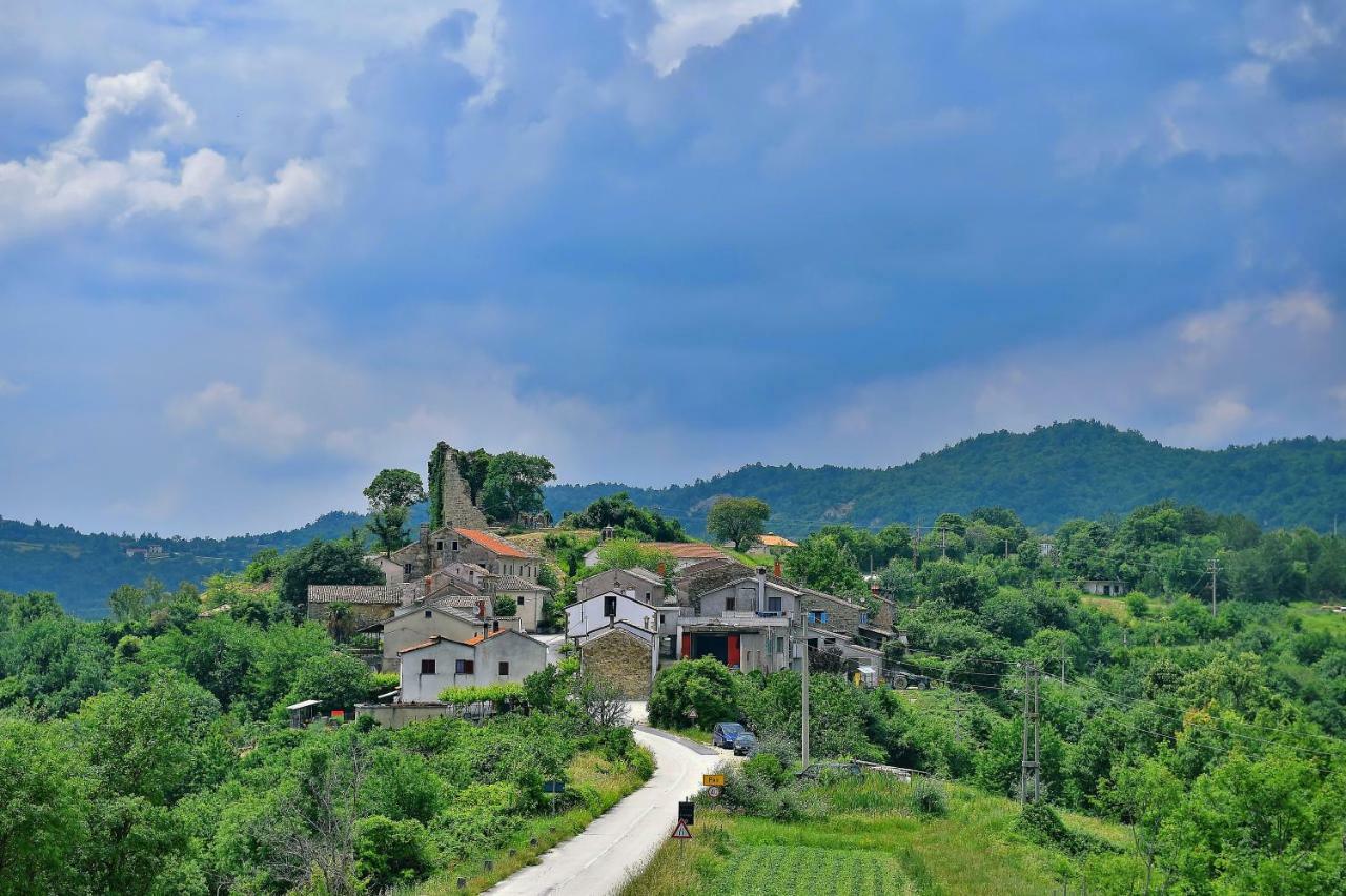 Holiday Home Lori Paz ภายนอก รูปภาพ